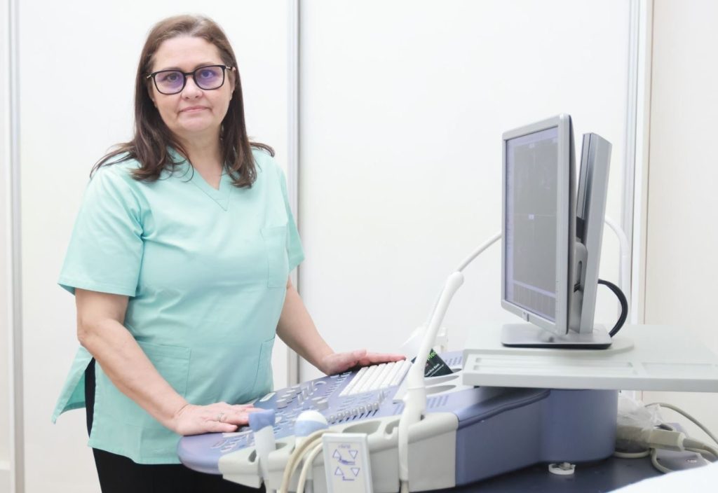 De ce femeile amână testul Papanicolau și cum poate fi prevenit acest risc? Sfaturile Dr. Lorena Turculeț